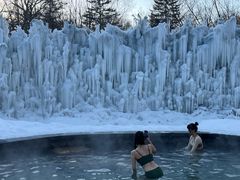 -长白山聚龙火山温泉