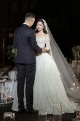 -不晚国际婚纱礼服