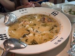-渔语鱼酸菜鱼新川菜(来福士店)