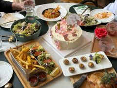 -ins森林童话餐厅coffee&bistro
