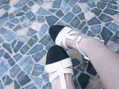 -Chanel(德基广场店)