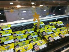 -周黑鸭(郑州新世界百货店)