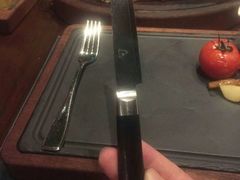 -恰餐厅及酒吧 CHAR Bar & Grill (北京丽都皇冠假日店)