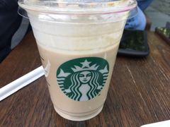 莓莓燕麦红茶玛-星巴克(西湖天地店)