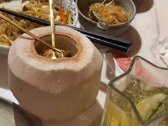 -喃喃椰·糟粕醋·椰子鸡火锅(七堡花园店)