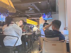 -巴厘龙虾·榜首油焖大虾(音乐学院·沿江酒馆店)