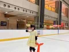 -冰堡国际溜冰场(观澜湖新城MHMALL店)