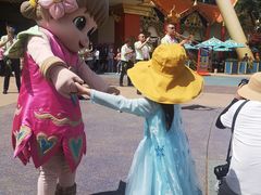 -七彩云南欢乐世界