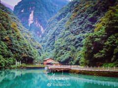 -重庆神龙峡漂流