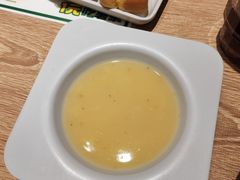 鸡茸玉米汤-豪客来牛排(文化路店)