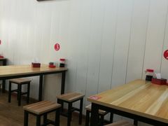用餐区-鹍记特色牛杂面