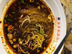 -钟方模白家肥肠粉(春熙店)