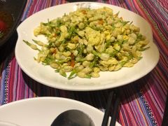 -香巴拉云南餐厅(华莱坞店)