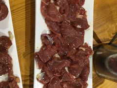 -五指山生态小黄牛(皮皮虾海鲜广场店)
