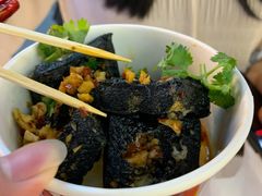 -黑色经典臭豆腐·湖南特产(步行街店)