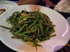 -粉墨特色菜·烧烤音乐酒馆