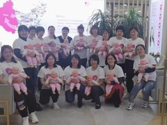 -爱月宝月嫂·育儿嫂(哈尔滨总店)