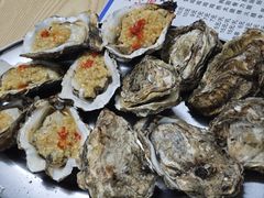 -蚝哥花姐湛江烤生蚝(美丽湾市场店)