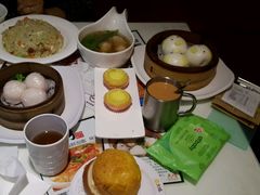 -新大咀港式茶餐厅(宝山万达店)