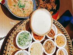 -包整·丝娃娃(一览甲秀楼风景店)