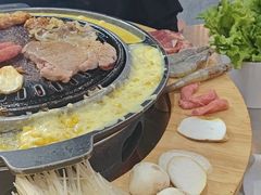 -胡悦里韩式烤肉(芝罘万达广场店)