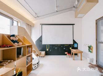 人家故事 | 把孤独图书馆搬回家