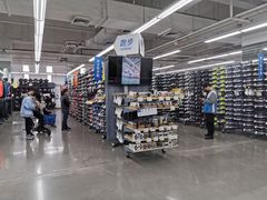 -迪卡侬(西三旗店)