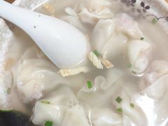 小馄饨-黄阿姨锅贴大王(万航渡路店)