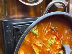 -苗侗地道红酸.酸汤鱼·酸汤牛肉