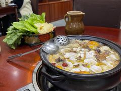 -菌之家·专业纯野生菌火锅·特色炒菌