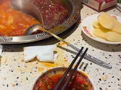 -红九格老火锅(三峡广场店)