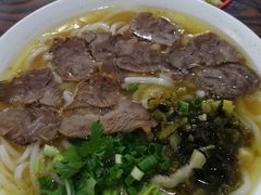 -花溪黄牛肉粉·金牌卤肉饭