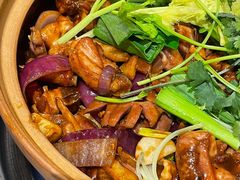 -胡须佬鸡煲四季火锅店(石厦西村直营店)