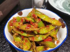 -何妹湿辣牛肉·粤式烧烤砂煲(桂雅路店)