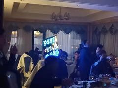 -沪华海鲜大酒楼(南汇店)
