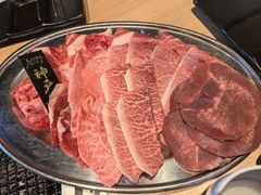 -和牛放题的殿堂 肉屋横丁(秋叶原店)