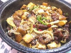 -老钟家烤羊排·敦伊阁清真餐厅胡羊焖饼
