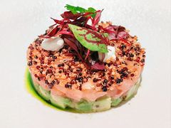 新西兰帝王鲑鞑靼佐墨西哥鳄梨果-Erman岩烧牛排(虹桥南丰城店)