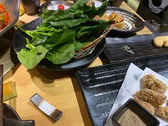 -湊湊火锅·茶憩(杭州湖滨银泰in77店)