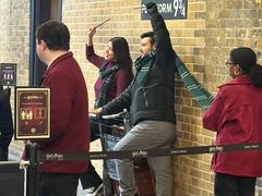 -九又四分之三站台