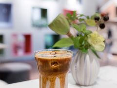 -潮一不贰·法式甜品·生日蛋糕·西式简餐(外滩店)