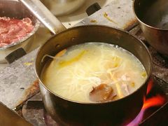 -老字号巴山酸菜米线(巴渝佳梦小区店)