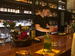 -OX BAR 拉培耶小镇(大连老街店)