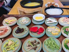 -桥香园过桥米线(国贸店)