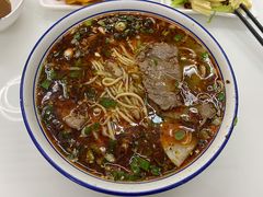 -陆元丰·兰州纯汤牛肉面(自强西路店)