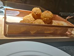 -鲁菜根·泰安菜(万达店)