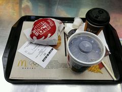 -麦当劳(湛江大厦店)