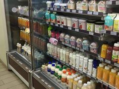 -全家便利店(东直门店)