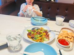 -菲乐餐厅(三十年经营·湖滨路店)