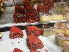 草莓恶魔奶油芝士堡-多乐之日(颐堤港店)
